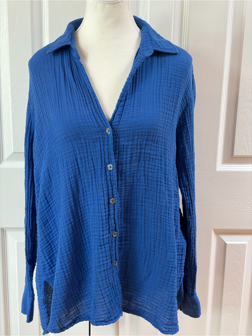 Michael Stars Blue Leo Cotton Gauze Button Up Shirt Size M